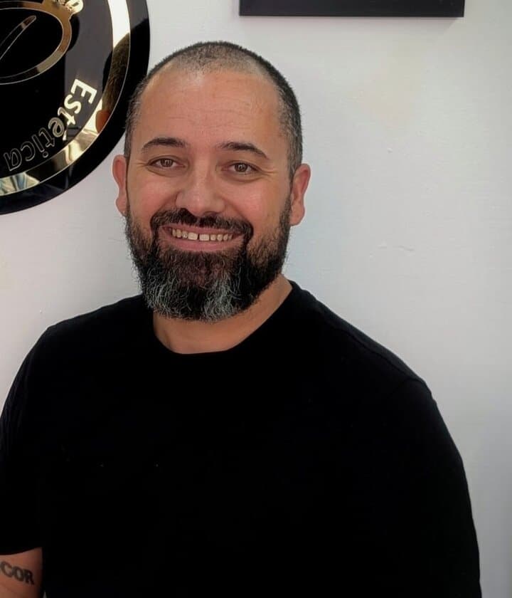 Echedey, barbero en Patri Santana Estética